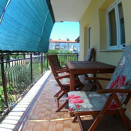 Lea Apartment Umago Esterno foto